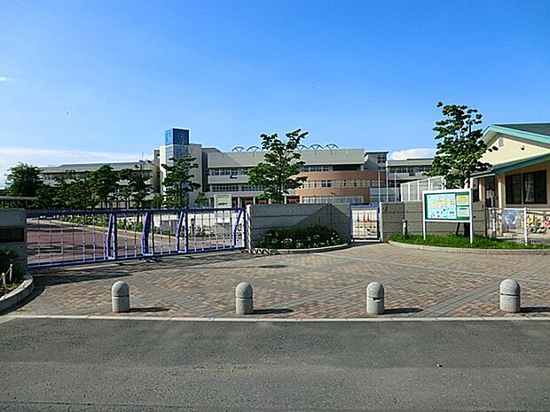 小学校 1400m 春日部市立武里西小学校