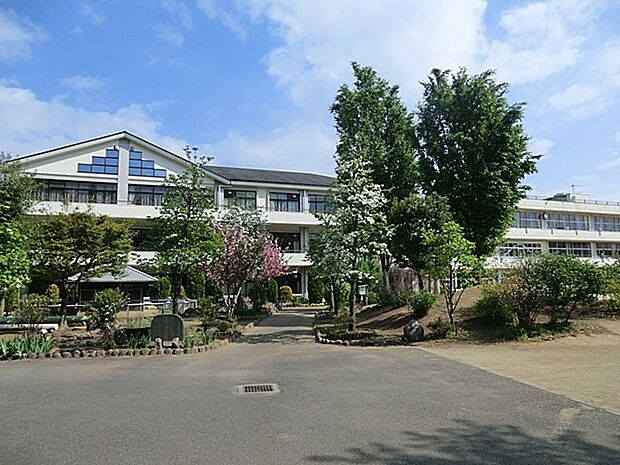 小学校 1570m 蓮田市立蓮田北小学校