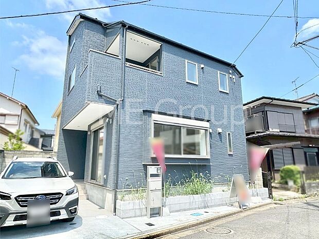 洗練された外観、上質な住空間が広がる室内は永く安心して過ごせる住居です。