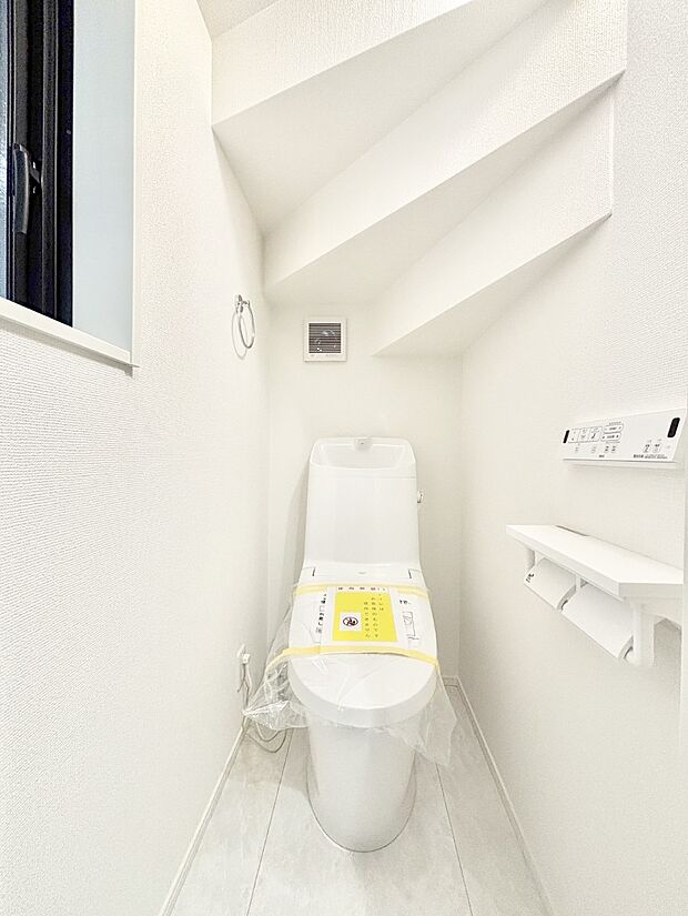 トイレは安心の2箇所!朝のバタバタも一安心です。