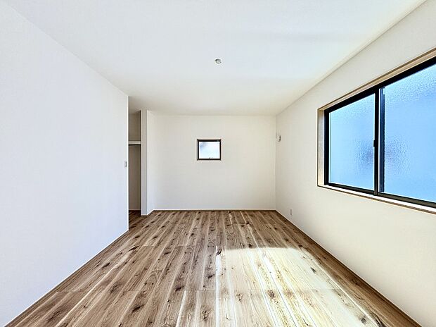 子供部屋にもおすすめな収納スペースたっぷりの居室