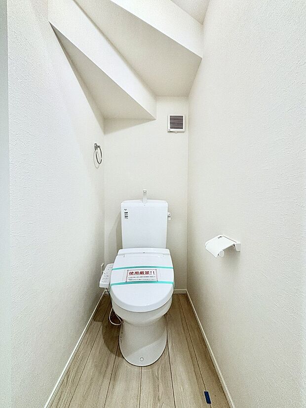 トイレは1階と2階それぞれに配置されていてとても便利です。 