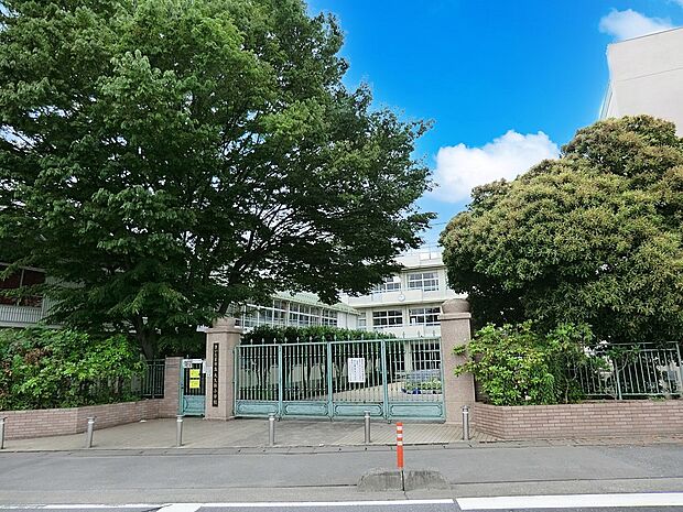 小学校 252m さいたま市立大久保小学校