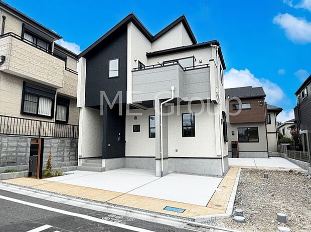 溢れる陽光でご家族の笑顔も輝く