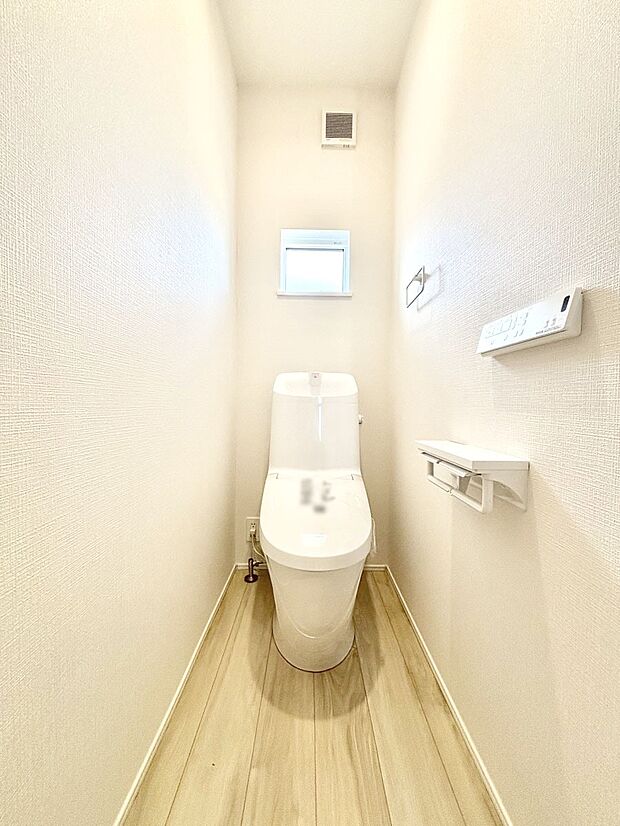 トイレは1階と2階それぞれに配置されていてとても便利です。