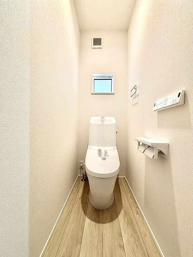 トイレは1階と2階それぞれに配置されていてとても便利です。
