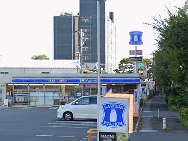 コンビニ 800m ローソン 川口新郷店