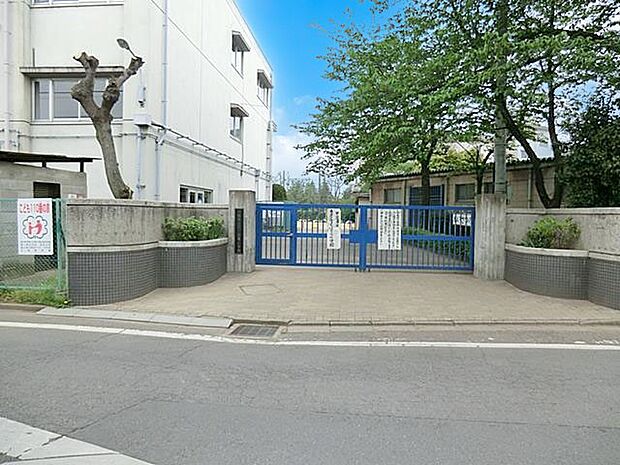 小学校 800m 川越市立霞ケ関東小学校