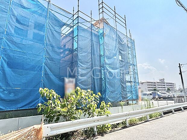 たっぷりの陽光と心地よい風が舞い込む住まい