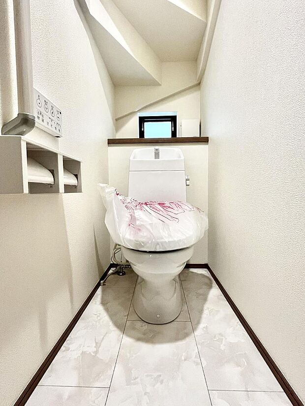 トイレは1階と2階それぞれに配置されていてとても便利です。 
