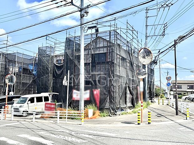 溢れる陽光でご家族の笑顔も輝く