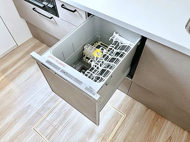 いつでも清潔なおいしいお水を。一つの水栓で水道水と浄水を使い分け。