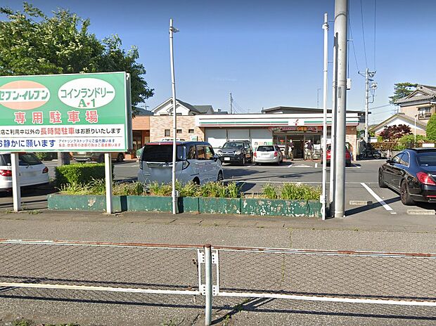 コンビニ 400m セブン-イレブン 岩槻上野2丁目店