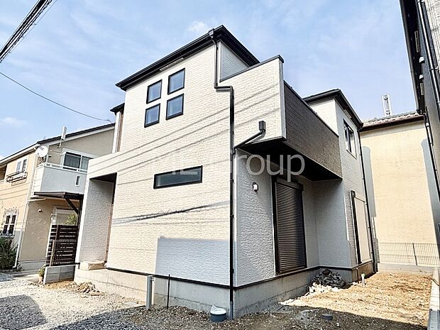 洗練された外観、上質な住空間が広がる室内は永く安心して過ごせる住居です。