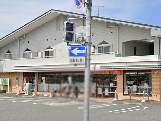 コンビニ 310m セブン-イレブン さいたま大宮日進1丁目店