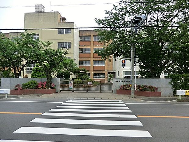 中学校 1760m 久喜市立久喜中学校