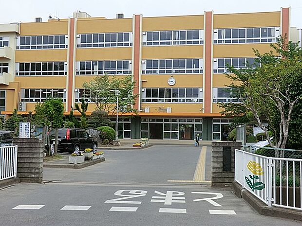 小学校 350m 北本市立西小学校