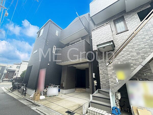溢れる陽光でご家族の笑顔も輝く
