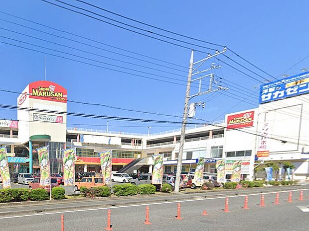 スーパー 700m スーパーマルサン 桶川店