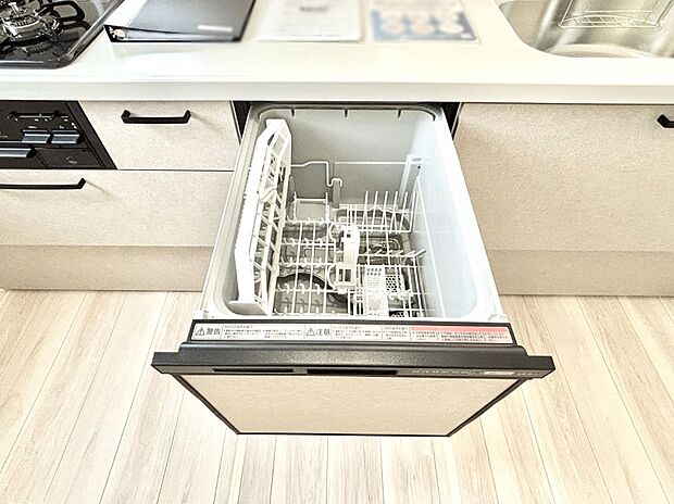 面倒なお片づけは食洗機にお任せ!家事の負担が減って、時間にも気持ちにもゆとりができます。
