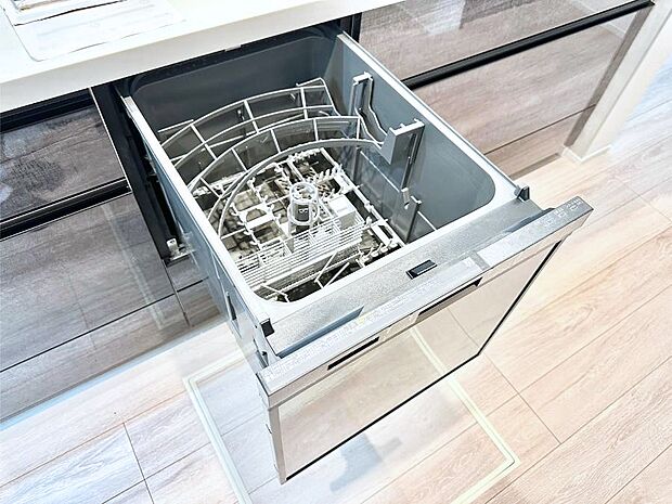 面倒なお片づけは食洗機にお任せ!家事の負担が減って、時間にも気持ちにもゆとりができます。