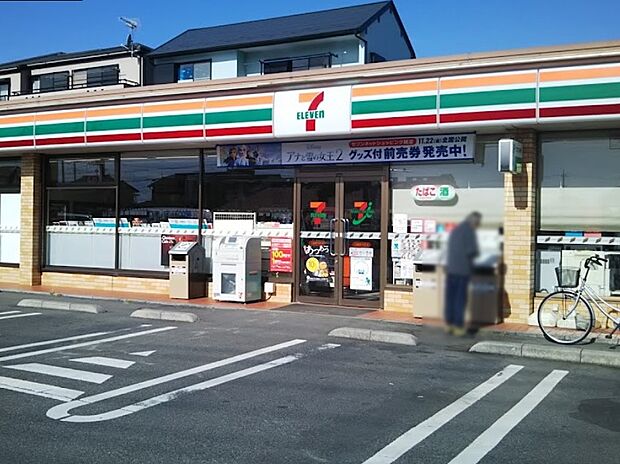 コンビニ 800m セブン-イレブン 川越宮元町店