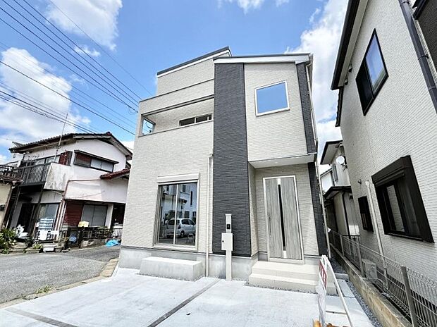 たっぷりの陽光と心地よい風が舞い込む住まい