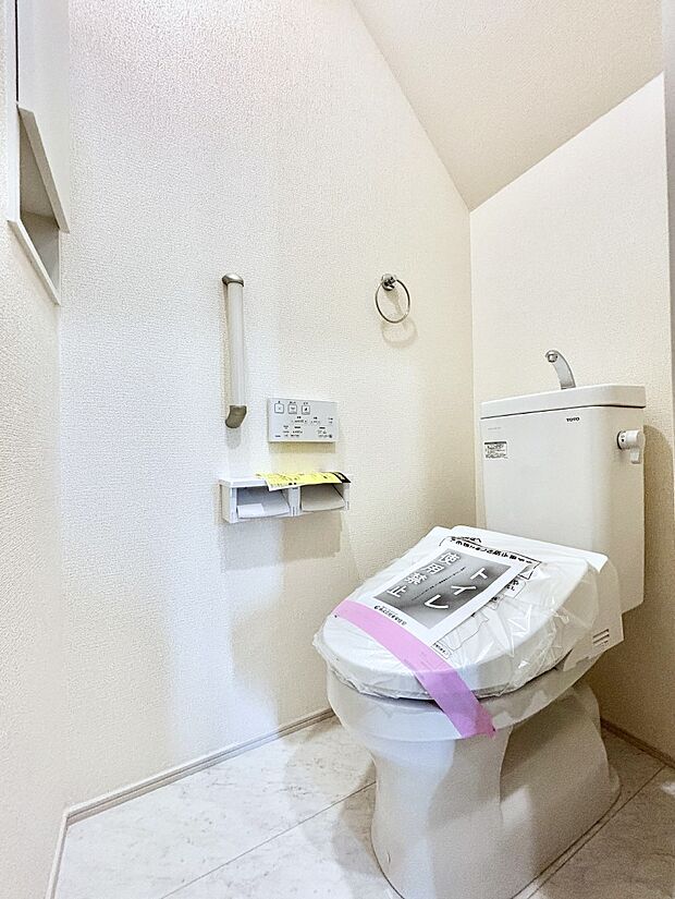 トイレは1階と2階それぞれに配置されていてとても便利です。 