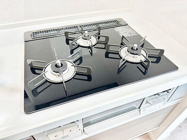 三口ガスコンロでお料理が一気にはかどりそう  