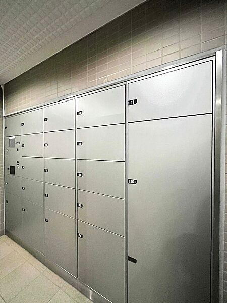 宅配ＢＯＸ完備で不在の時もお荷物を受け取れます