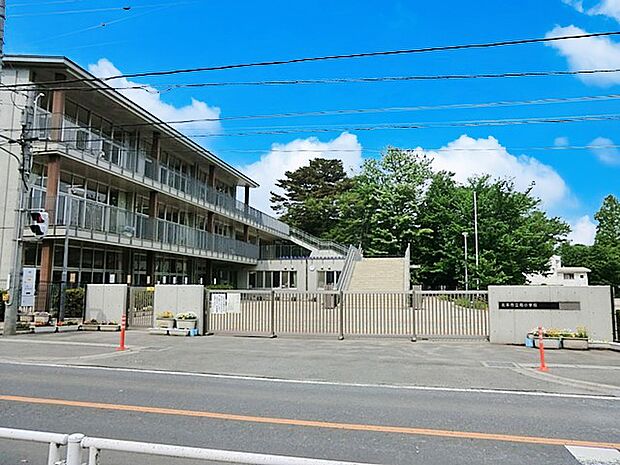 小学校 785m 北本市立南小学校