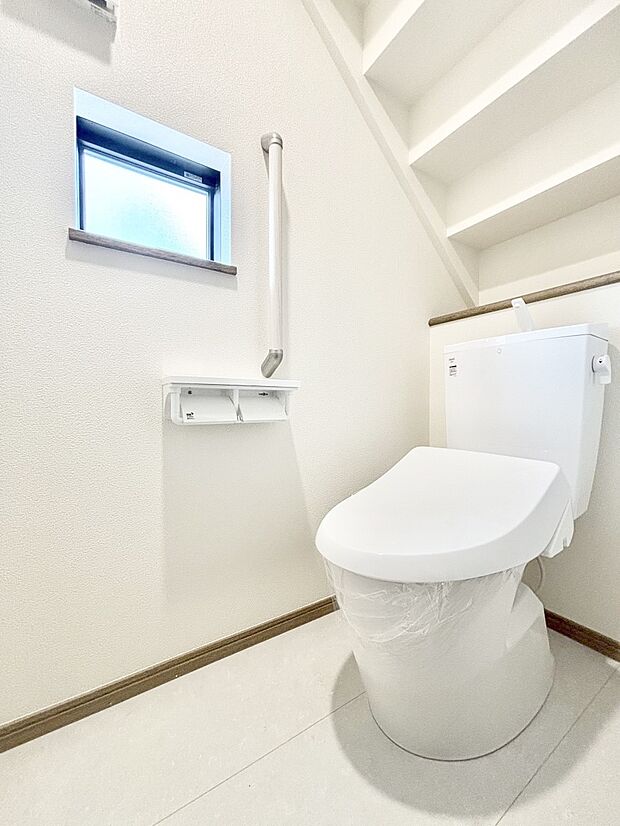 トイレは安心の2箇所!朝のバタバタも一安心です。