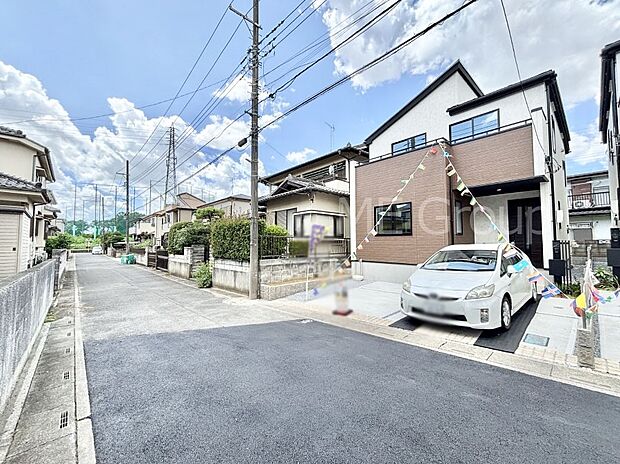 前面道路はきちんと整備されています