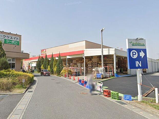 コンビニ 3500m スーパーマルサン久喜店