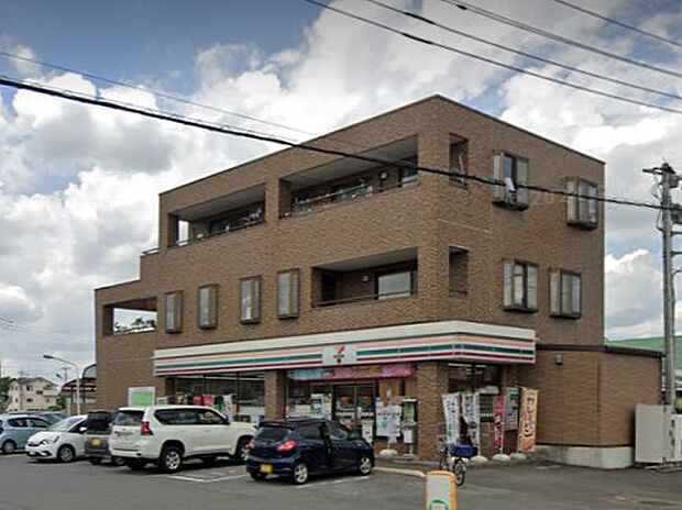 コンビニ 800m セブン-イレブン 越谷恩間新田店