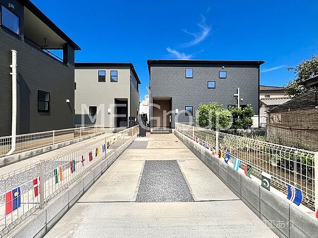たっぷりの陽光と開放感に包まれる明るい住まい
