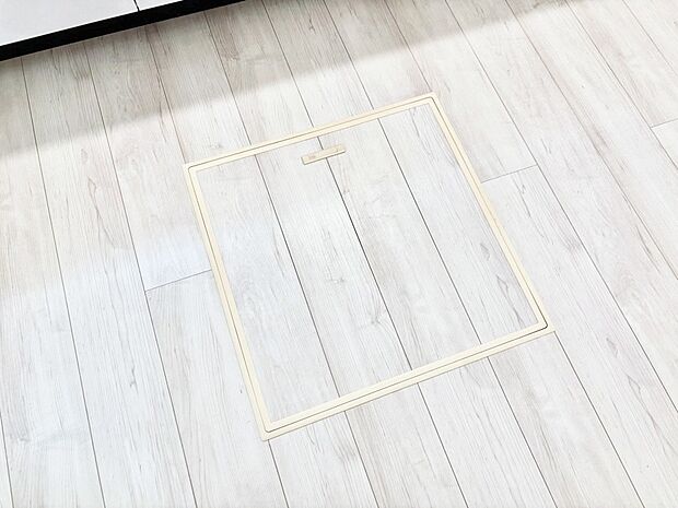 設備「床下収納」床下収納付き！日用品・非常用品の収納にも大活躍。