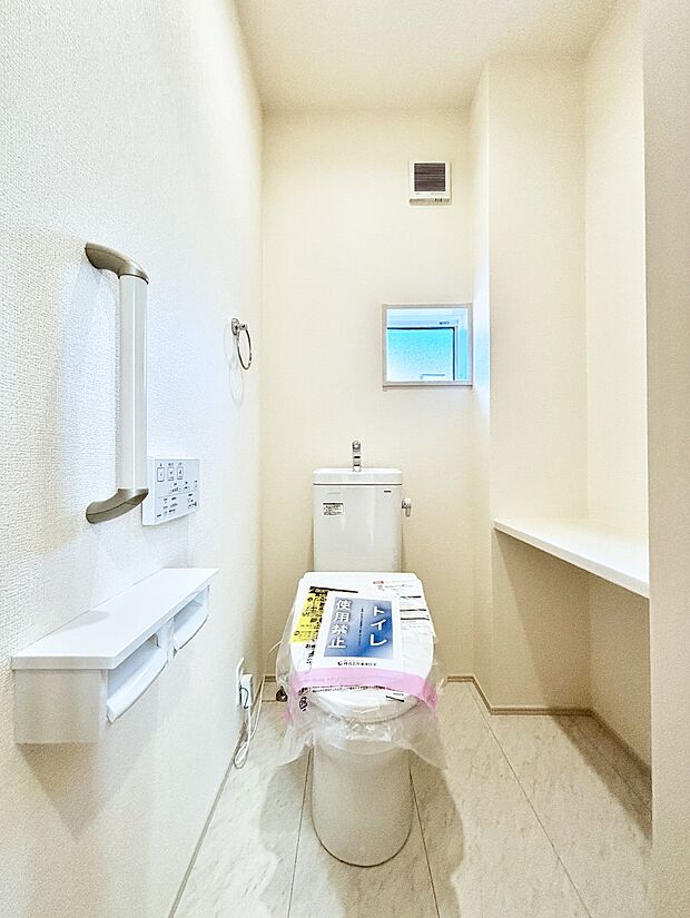 トイレは1階と2階それぞれに配置されていてとても便利です。 