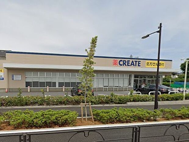 ドラッグストア 700m クリエイトS・D新練馬西大泉店