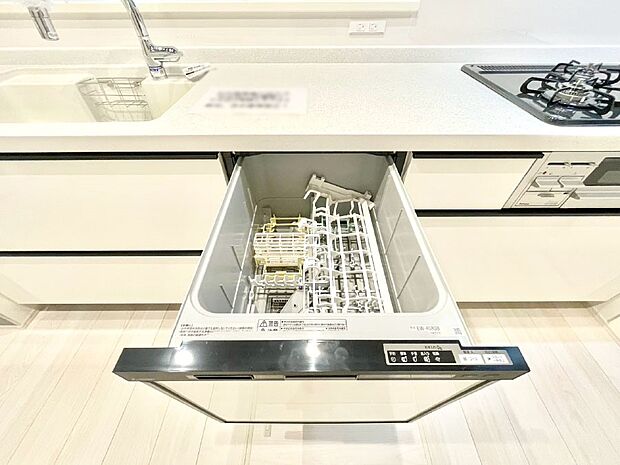 面倒なお片づけは食洗機にお任せ!家事の負担が減って、時間にも気持ちにもゆとりができます。