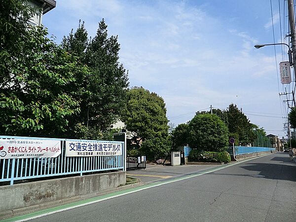 小学校 180m さいたま市立与野八幡小学校