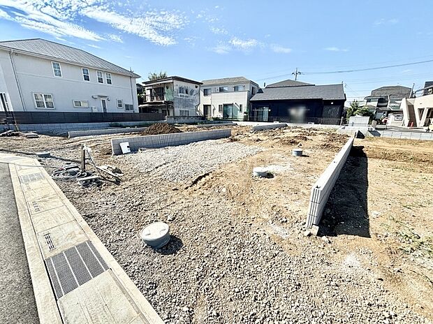 たっぷりの陽光と心地よい風が舞い込む住まい