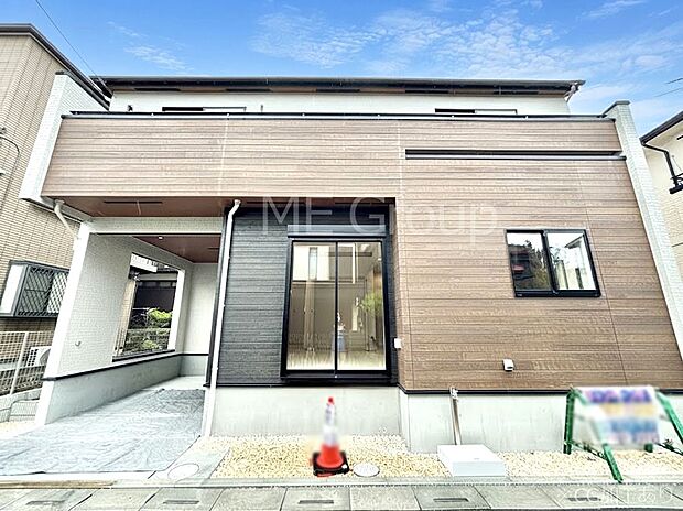 たっぷりの陽光と心地よい風が舞い込む住まい