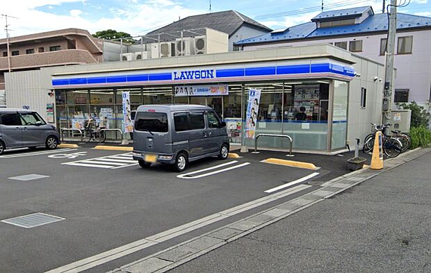 コンビニ 200m ローソン 川口長蔵一丁目店