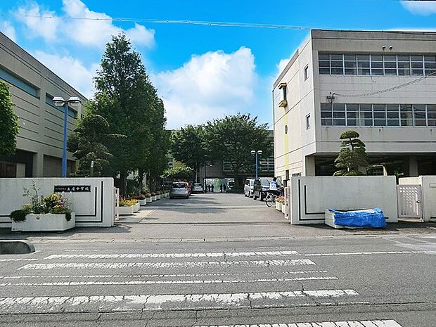 中学校 1350m さいたま市立土屋中学校