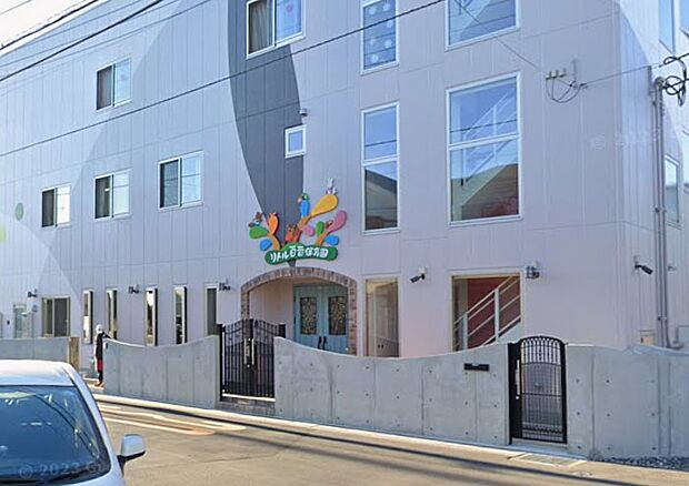 幼稚園・保育園 400m リトル百音保育園