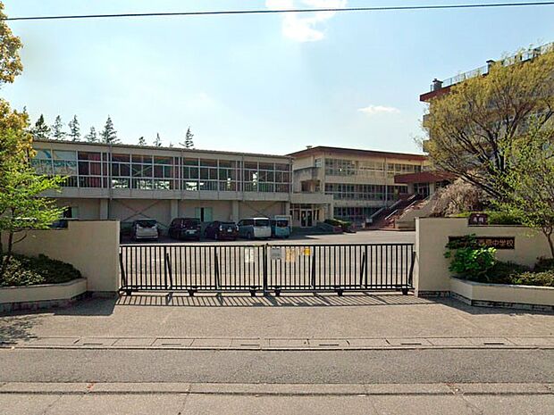 中学校 1585m さいたま市立西原中学校