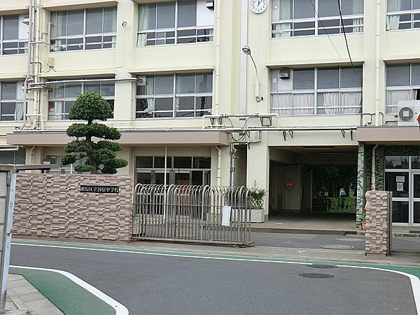 中学校 600m 練馬区立谷原中学校