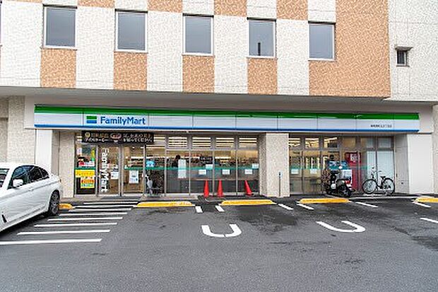 コンビニ 400m ファミリーマート 練馬関町北五丁目店