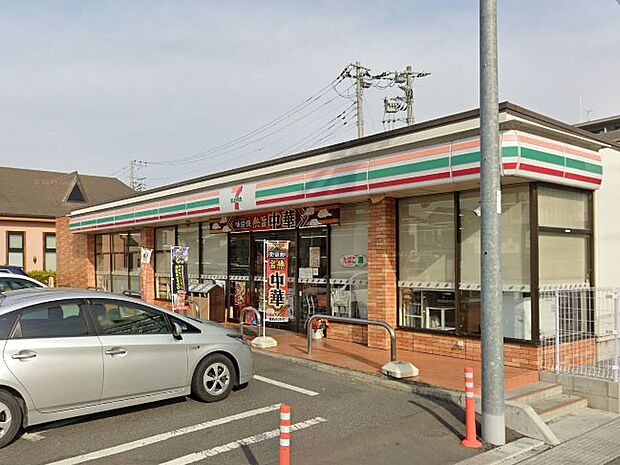 コンビニ 450m セブン-イレブン 春日部中央6丁目店